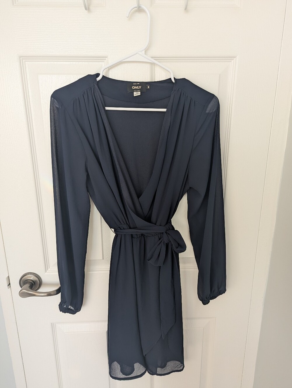 *NWOT* Navy Blue Lightweight Wrap Dress